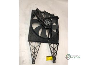 Gebruikte Koelvin Volkswagen Polo IV (9N1/2/3) 1.4 TDI 70 Prijs € 30,00 Margeregeling aangeboden door Autobedrijf de Heer B.V.