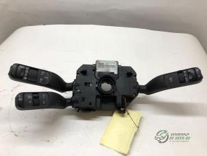 Gebruikte Combischakelaar Stuurkolom Alfa Romeo 159 (939AX) 1.9 JTS 16V Prijs € 100,00 Margeregeling aangeboden door Autobedrijf de Heer B.V.