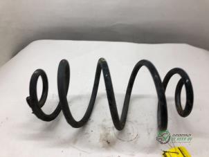 Gebruikte Veerschroef achter Fiat Doblo Cargo (263) 1.3 MJ 16V DPF Euro 5 Prijs € 20,00 Margeregeling aangeboden door Autobedrijf de Heer B.V.