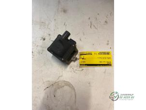 Gebruikte Bobine Volkswagen Polo III (6N1) 1.4i 60 Prijs € 15,00 Margeregeling aangeboden door Autobedrijf de Heer B.V.