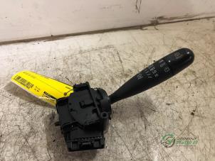 Gebruikte Ruitenwis Schakelaar Suzuki Alto 1.0 12V Prijs € 15,00 Margeregeling aangeboden door Autobedrijf de Heer B.V.