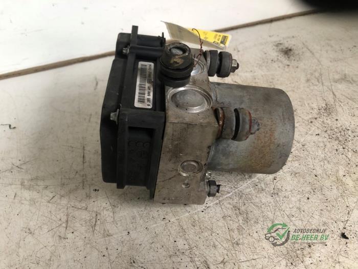 Gebruikte ABS Pomp Peugeot Boxer (U9) 2.2 HDi 120 Euro 4 Prijs € 125,00 Margeregeling aangeboden door Autobedrijf de Heer B.V.