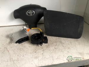 Gebruikte Airbag set Toyota Aygo (B10) 1.0 12V VVT-i Prijs € 150,00 Margeregeling aangeboden door Autobedrijf de Heer B.V.