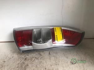 Gebruikte Achterlicht rechts Daihatsu Sirion 2 (M3) Prijs € 30,00 Margeregeling aangeboden door Autobedrijf de Heer B.V.