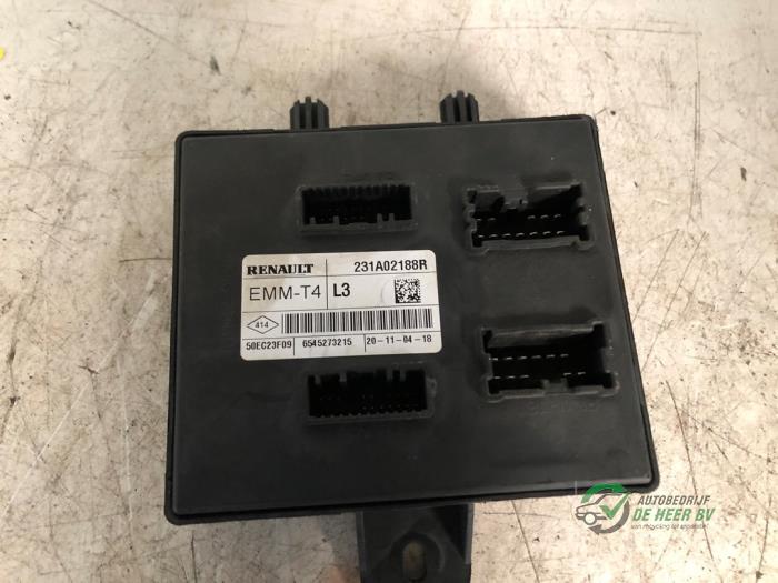 Computer Body Control van een Opel Vivaro 1.6 CDTi BiTurbo 145 2019