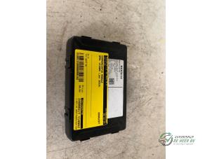 Gebruikte Communicatie module Opel Vivaro 1.6 CDTi BiTurbo 145 Prijs € 80,00 Margeregeling aangeboden door Autobedrijf de Heer B.V.