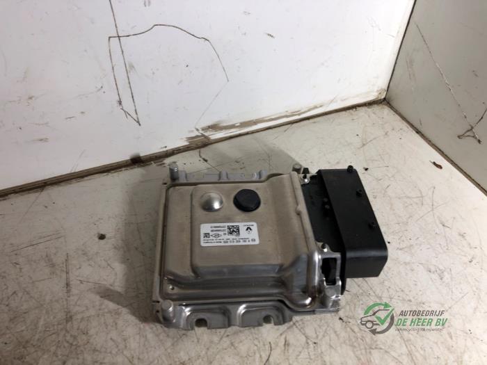 Adblue Computer van een Opel Vivaro 1.6 CDTi BiTurbo 145 2019