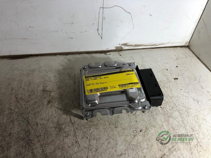 Adblue Computer van een Opel Vivaro 1.6 CDTi BiTurbo 145 2019