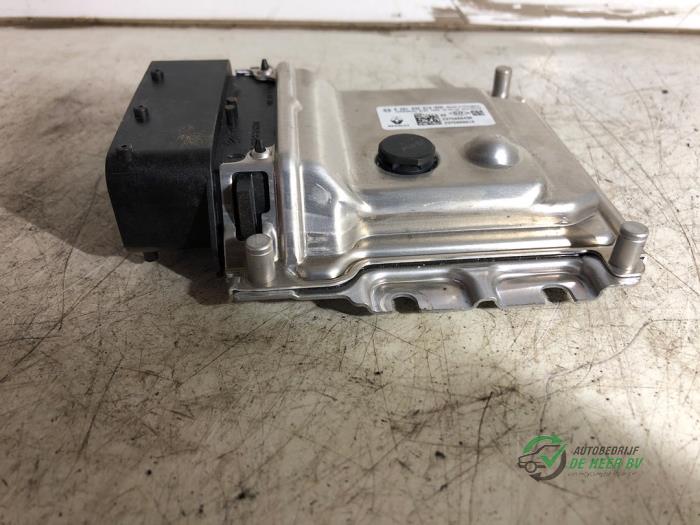 Adblue Computer van een Opel Vivaro 1.6 CDTi BiTurbo 145 2019