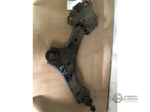 Gebruikte Triangel links-voor Ford S-Max (GBW) 2.5 Turbo 20V Prijs € 35,00 Margeregeling aangeboden door Autobedrijf de Heer B.V.