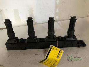 Gebruikte Bobine Opel Corsa D 1.2 16V Prijs € 25,00 Margeregeling aangeboden door Autobedrijf de Heer B.V.