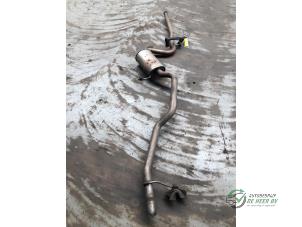 Gebruikte Uitlaat Middendemper Skoda Octavia Combi (1Z5) 1.6 TDI Greenline Prijs € 60,00 Margeregeling aangeboden door Autobedrijf de Heer B.V.