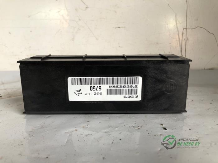 Gebruikte Computer Airco Chevrolet Cruze (300) 2.0 D 16V Prijs € 50,00 Margeregeling aangeboden door Autobedrijf de Heer B.V.