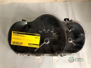 Gebruikte Tellerklok Kia Picanto (TA) 1.0 12V Prijs € 50,00 Margeregeling aangeboden door Autobedrijf de Heer B.V.