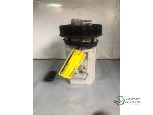 Gebruikte Tank element Pomp Kia Picanto (TA) 1.0 12V Prijs € 35,00 Margeregeling aangeboden door Autobedrijf de Heer B.V.