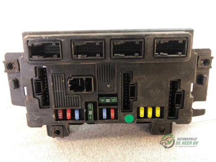 Computer Body Control van een Fiat Panda (169) 1.1 Fire 2009