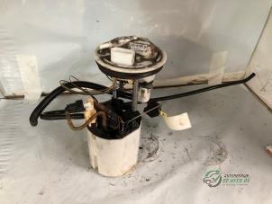 Gebruikte Tank element Pomp Volkswagen Passat Variant (3C5) 1.8 TSI 16V Prijs € 50,00 Margeregeling aangeboden door Autobedrijf de Heer B.V.
