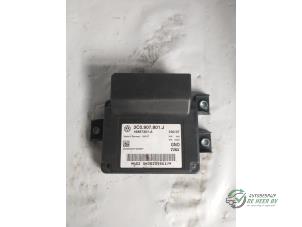 Gebruikte Handrem Computer Volkswagen Passat Variant (3C5) 1.8 TSI 16V Prijs € 50,00 Margeregeling aangeboden door Autobedrijf de Heer B.V.