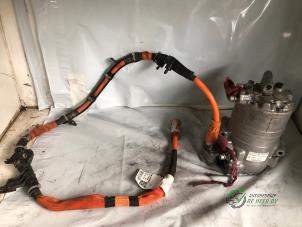 Gebruikte Aircopomp Mercedes A Limousine (177.1) 1.3 A-250 e Turbo 16V Prijs € 350,00 Margeregeling aangeboden door Autobedrijf de Heer B.V.