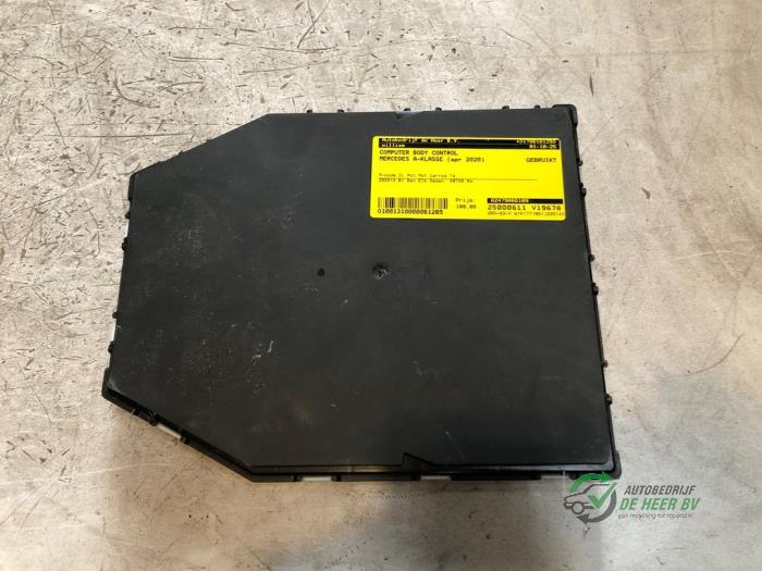 Gebruikte BCM Mercedes A Limousine (177.1) 1.3 A-250 e Turbo 16V Prijs € 100,00 Margeregeling aangeboden door Autobedrijf de Heer B.V.
