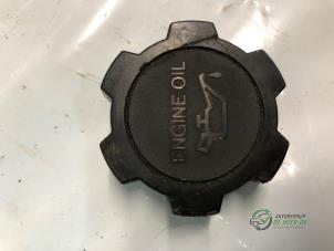 Gebruikte Oliedop Toyota Aygo (B10) 1.0 12V VVT-i Prijs € 15,00 Margeregeling aangeboden door Autobedrijf de Heer B.V.