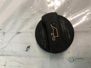 Gebruikte Oliedop Seat Ibiza III (6L1) 1.4 16V 75 Prijs € 15,00 Margeregeling aangeboden door Autobedrijf de Heer B.V.