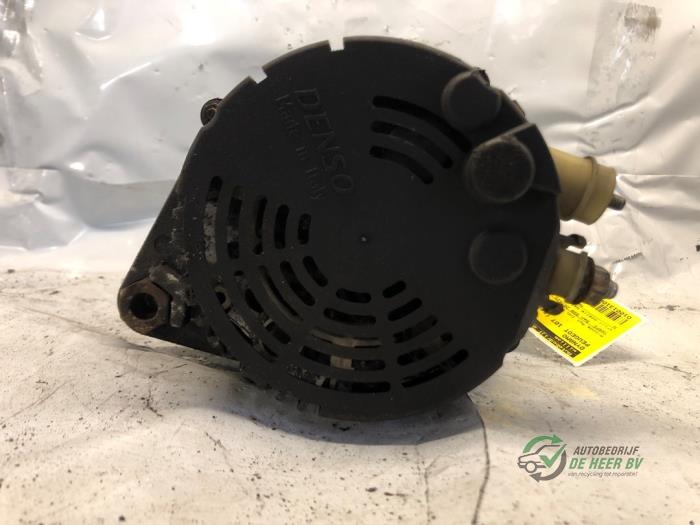 Dynamo van een Peugeot 107 1.0 12V 2008