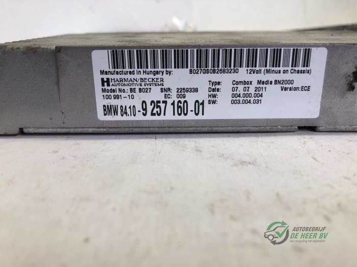 Bluetooth module van een MINI Mini (R56) 1.6 16V Cooper S 2011
