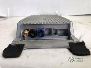 Bluetooth module van een MINI Mini (R56) 1.6 16V Cooper S 2011