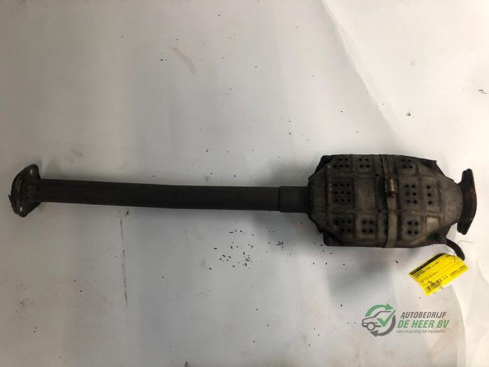 Gebruikte Katalysator Suzuki Grand Vitara I (FT/GT/HT) 1.6 16V Prijs € 150,00 Margeregeling aangeboden door Autobedrijf de Heer B.V.