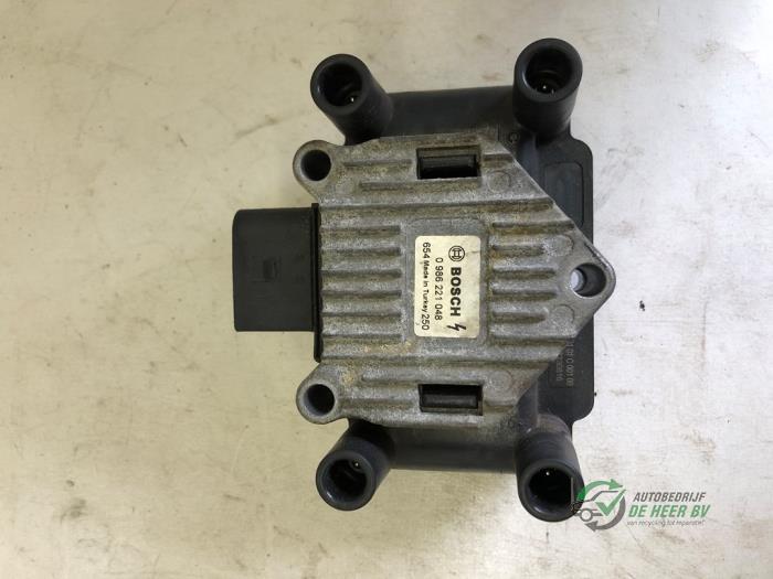 Gebruikte Bobine Volkswagen Polo III (6N2) 1.4 Prijs € 20,00 Margeregeling aangeboden door Autobedrijf de Heer B.V.