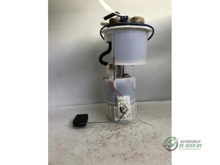Gebruikte Tank element Pomp Citroen C1 1.0 12V Prijs € 35,00 Margeregeling aangeboden door Autobedrijf de Heer B.V.
