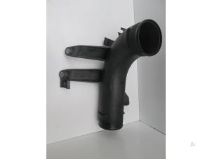 Gebruikte Turboslang Volkswagen Crafter Prijs € 54,45 Inclusief btw aangeboden door Autohandel P. Caron & Zoon B.V.