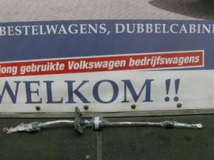 Gebruikte Versnellingsbak Bedieningskabel Volkswagen Transporter Prijs € 42,35 Inclusief btw aangeboden door Autohandel P. Caron & Zoon B.V.