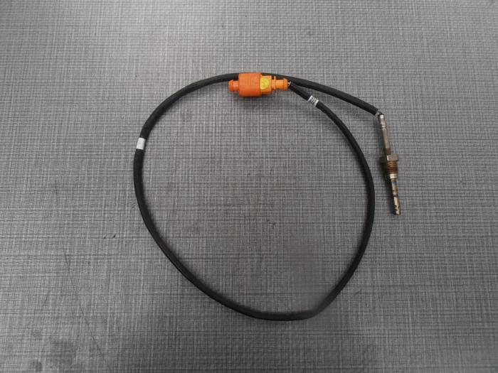 Gebruikte Uitlaat temperatuursensor Volkswagen Caddy Prijs € 60,50 Inclusief btw aangeboden door Autohandel P. Caron & Zoon B.V.