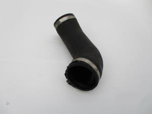 Gebruikte Turboslang Volkswagen Transporter Prijs € 18,15 Inclusief btw aangeboden door Autohandel P. Caron & Zoon B.V.