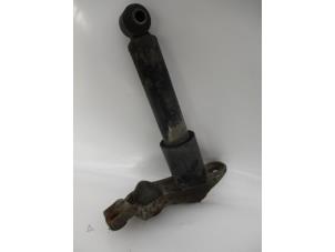 Gebruikte Schokdemper links-achter Volkswagen Transporter Prijs € 116,77 Inclusief btw aangeboden door Autohandel P. Caron & Zoon B.V.