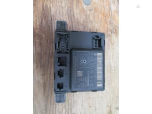 Gebruikte Module elektrische spiegel Volkswagen Crafter Prijs € 199,65 Inclusief btw aangeboden door Autohandel P. Caron & Zoon B.V.