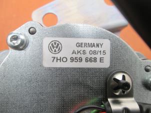 Gebruikte Schuifdeur motor rechts Volkswagen Transporter Prijs € 121,00 Inclusief btw aangeboden door Autohandel P. Caron & Zoon B.V.