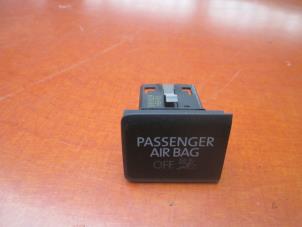 Gebruikte Schakelaar Volkswagen Transporter Prijs € 7,26 Inclusief btw aangeboden door Autohandel P. Caron & Zoon B.V.