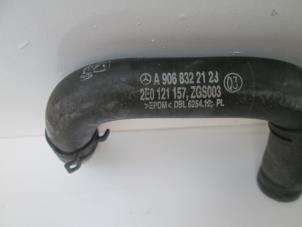 Gebruikte Slang (diversen) Volkswagen Crafter Prijs € 3,63 Inclusief btw aangeboden door Autohandel P. Caron & Zoon B.V.