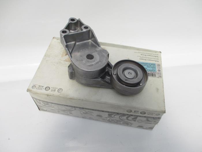 Nieuwe Spanner multiriem Volkswagen Caddy Prijs € 30,25 Inclusief btw aangeboden door Autohandel P. Caron & Zoon B.V.