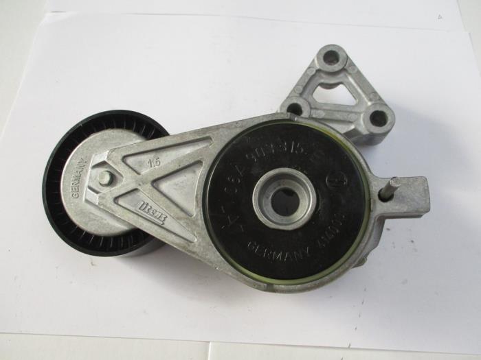 Nieuwe Spanner multiriem Volkswagen Transporter Prijs € 78,65 Inclusief btw aangeboden door Autohandel P. Caron & Zoon B.V.