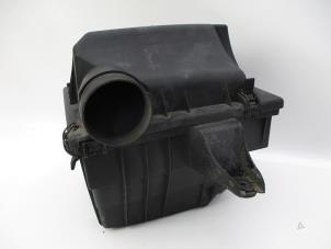 Gebruikte Luchtfilterhuis Volkswagen Transporter Prijs € 60,50 Inclusief btw aangeboden door Autohandel P. Caron & Zoon B.V.