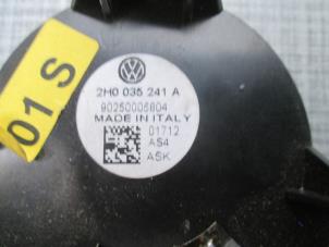 Gebruikte Speaker Volkswagen Amarok Prijs € 6,05 Inclusief btw aangeboden door Autohandel P. Caron & Zoon B.V.