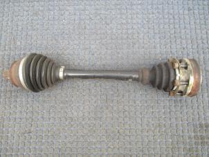 Gebruikte Homokineetas links-voor Volkswagen Transporter Prijs € 102,85 Inclusief btw aangeboden door Autohandel P. Caron & Zoon B.V.