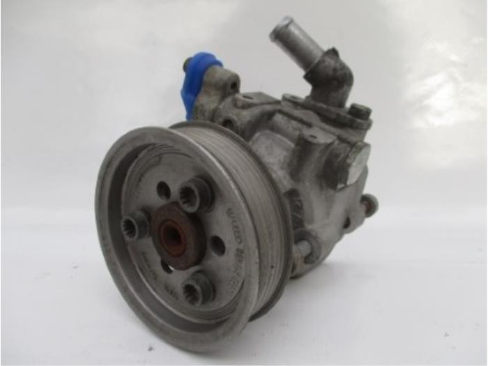 Stuurbekrachtiging Pomp van een Volkswagen Transporter 2011