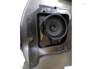 Gebruikte Speaker Volkswagen Transporter/Caravelle T6 2.0 TDI 150 Prijs € 51,43 Inclusief btw aangeboden door Autohandel P. Caron & Zoon B.V.