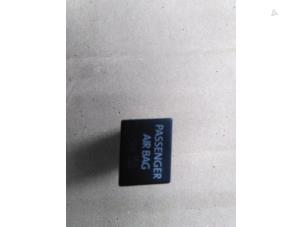 Gebruikte Airbag controle lampje Volkswagen Transporter T5 2.0 TDI DRF Prijs € 15,13 Inclusief btw aangeboden door Autohandel P. Caron & Zoon B.V.