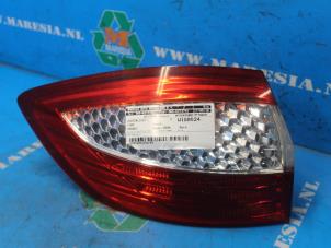 Gebruikte Achterlicht links Ford Mondeo Prijs € 31,50 Margeregeling aangeboden door Maresia Auto Recycling B.V.